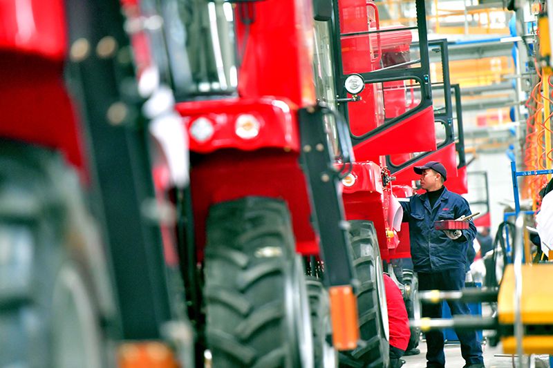 Trator YTO, BDG Máquinas, revenda de tratores, tratores agrícolas, máquinas agrícolas, agro brasileiro, pós-venda YTO, distribuidor YTO.